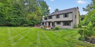 Beautiful 5-Bedroom Spring House Rental! Gallery 1