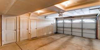 Beautiful 3 bedroom townhouse in gated community available! Gallery 20