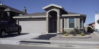 Sandstone Ranch Estates 4Bed/3Baths home with Refrig A/C and Synthetic Grass Yard! Gallery 1