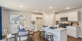Welcome to 1407 NE Crossing Lane in Ankeny! Gallery 5
