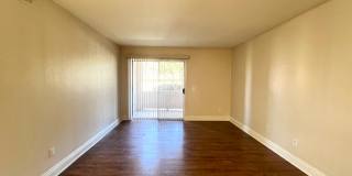 2 bed, 2 bath located in Corona, CA! Gallery 11