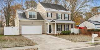 4BR Fox Hill Home Near Langley AFB Gallery 1