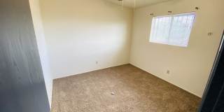 604 East Lester Street Gallery 4