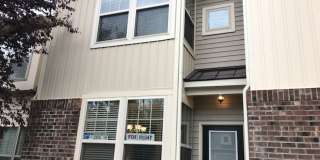 Updated Thompson Ridge Townhome Minutes from Duke & Downtown Durham Gallery 1