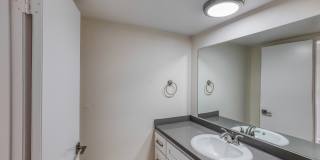 Hollywood Apartments Gallery 12