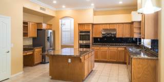 844 W Azalea Drive Gallery 11