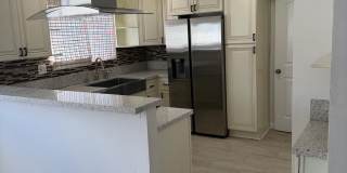 18550 Hatteras Street Gallery 4