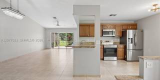 5200 W Lakes Dr Gallery 5