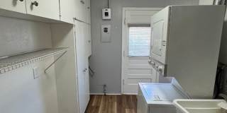 2 bed 1 bath Ferndale ranch on a quiet, tree-lined street. Gallery 7