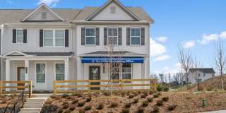 3 Bed 2.5 bathroom townhomes in Flowery Branch! Gallery 1