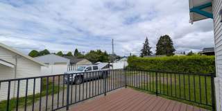 3Bd/2Ba Everett Condo Gallery 15