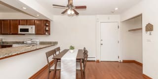 Barrington Lakes Apartments Gallery 9