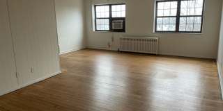 5424 Fifth Avenue Gallery 38