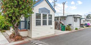 1 Bed + 1 Bath +  IN THE PLEASURE POINT AREA OF SANTA CRUZ. $2300 Per Month Gallery 1