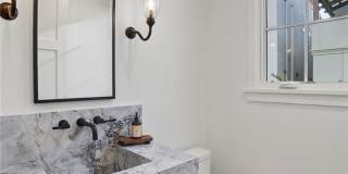 2820 Bayview Gallery 17