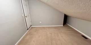 Charming 3-bedroom, 2-bath townhouse Gallery 22