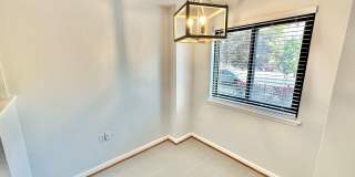 Spacious One Bedroom Condo In the Heart of Dupont - 17th/New Hampshire. Gallery 9