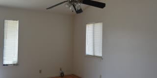 Nice home in Northwest Tulare neighborhood near schools Gallery 1