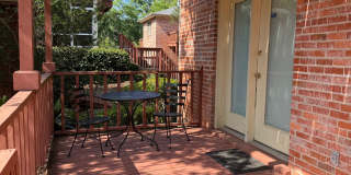 Large Studio Condo Downtown Walking Distance to the Florida State Capitol Gallery 5