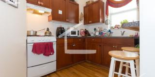 Large, Beautiful renovated 1 bed Large, Beautiful renovated 1 bed Gallery 1