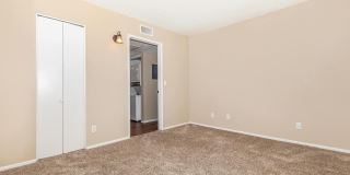 Broadway Proper Apartment Gallery 26