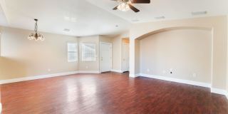 Spacious 3-Bed, 2-Bath Home with All Appliances Included! Gallery 6