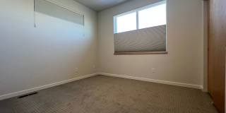 Modern 3B/4B Condo- Available June 10th Modern 3B/4B Condo- Available June 10th Gallery 12