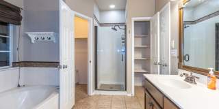 5 Bed / 2.5 Bath in South Tulsa! Gallery 18