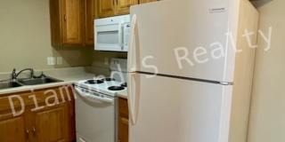 Cute 2 Bed Duplex Available Now - 2 bed, 2 bath, 1 car garage! Gallery 8