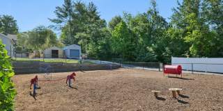 Edgemont Gallery 26