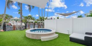 2739 NE 15th Street Gallery 34