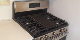 750 Jefferson Ave Gallery 16