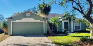 Fully furnished 3 bed 2 bath in beautiful Davenport Gallery 1