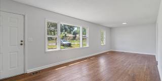 Newly renovated 3bed 1beath for rent! Newly renovated 3bed 1beath for rent! Gallery 3