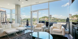 Seven at Broadway Gallery 27