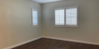 Cozy Town Home For Rent Gallery 26