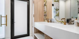 11173 Manatee Gallery 29
