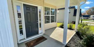 Stunning 4 Bedroom 2.5 Bathroom 2-story Home in NE Greensboro with 2 car garages Gallery 4