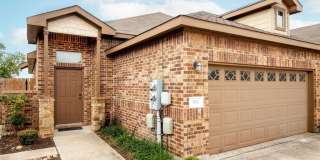 586 Creekside Circle Gallery 1