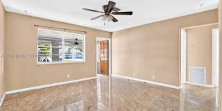 6240 SW 22nd Ct Gallery 18