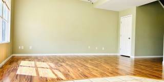 Large 3 bedroom Home, North Park Area Gallery 4