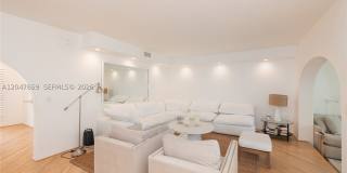 9940 Collins Ave Gallery 5