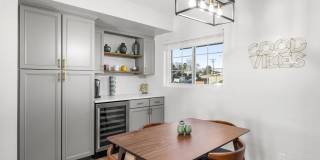 2207 North 28th Place Gallery 12