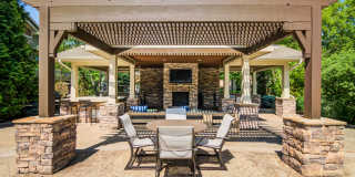 The Sovereign at Overland Park Apartments Gallery 8