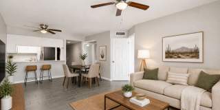 Central Phoenix Gem! Private Patio, Gated, Pool + Underground Parking Gallery 11