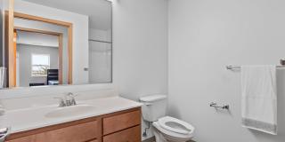 Waterfront Apartments Gallery 34