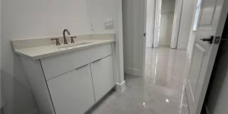 207 W 15th Street Gallery 31