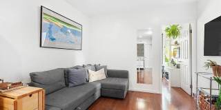117 Henry Street Gallery 4