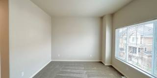 Stunning 2 Bed, 2.5 Bath Craftsman Townhome with Community Amenities! Gallery 49