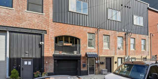 2318 E CABOT Street Gallery 2